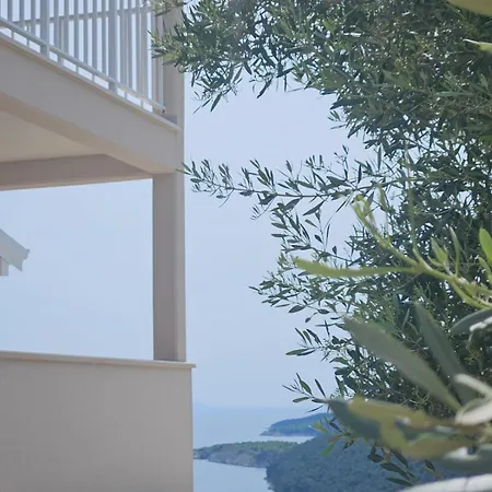 Ena * Labin (Istria)