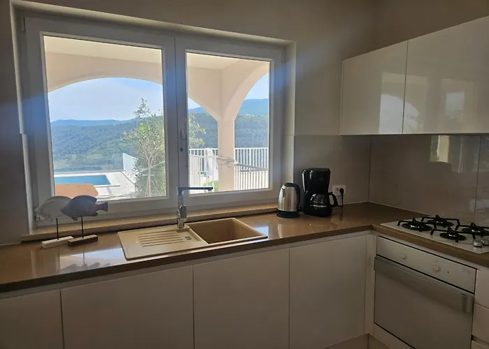 Ena * Labin (Istria)